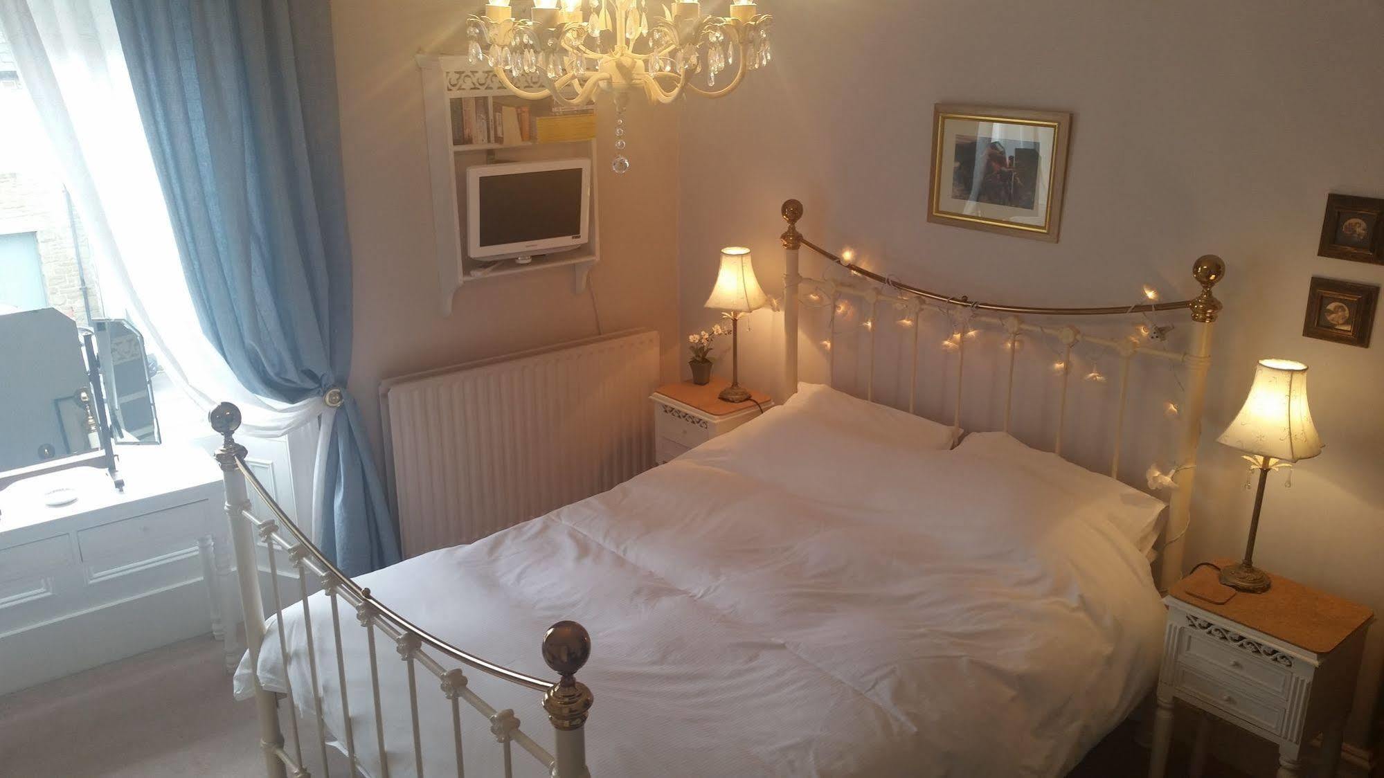 Newgate House Bed & Breakfast Барнард Касъл Екстериор снимка