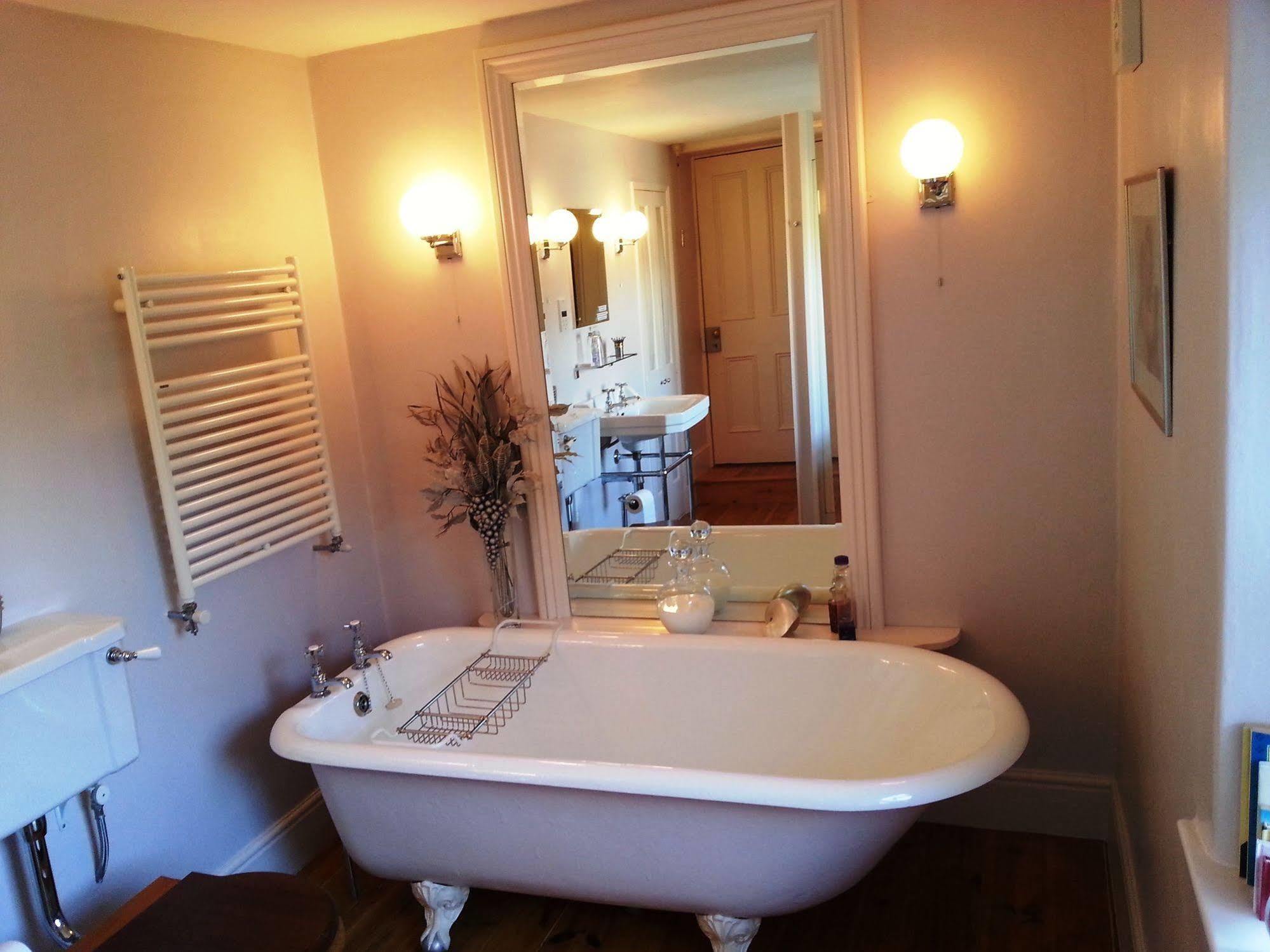 Newgate House Bed & Breakfast Барнард Касъл Екстериор снимка
